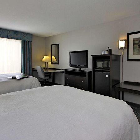 Hampton Inn Defiance Exterior foto