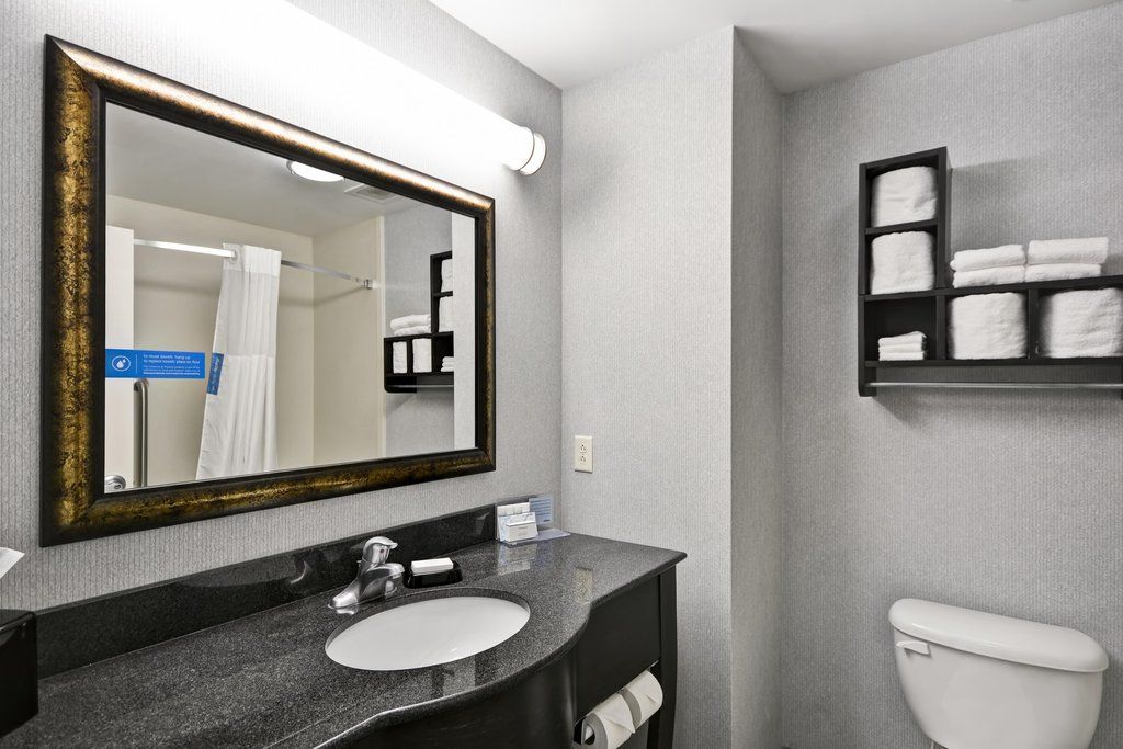 Hampton Inn Defiance Exterior foto